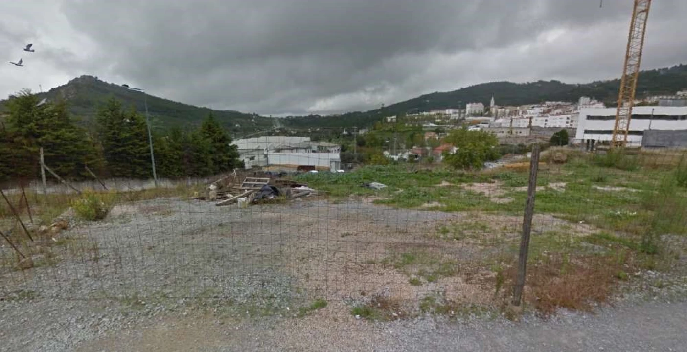 Terreno para Venda em Sé e São Lourenço Foto 4