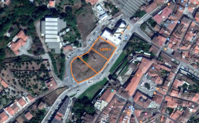 Terreno para Venda em Sé e São Lourenço Foto 2