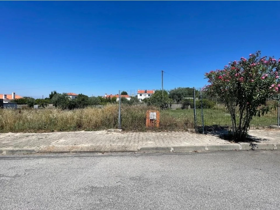 Terreno para Venda em Fortios Foto 1