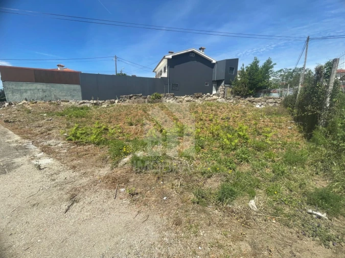 Terreno para Venda em Celeirós, Aveleda e Vimieiro