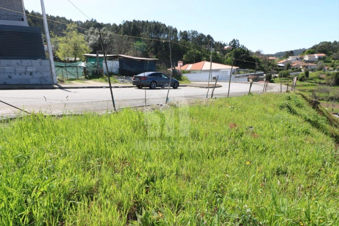 Terreno para Venda em Escudeiros e Penso (Santo Estêvão e São Vicente) Foto 16