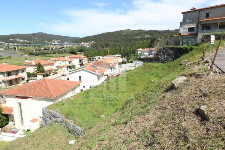 Terreno para Venda em Escudeiros e Penso (Santo Estêvão e São Vicente) Foto 9