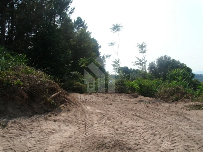 Terreno para Venda em Águas Santas e Moure Foto 6