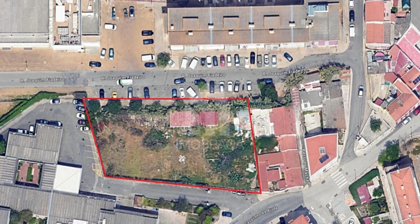 Terreno para Venda em Ajuda Foto 1