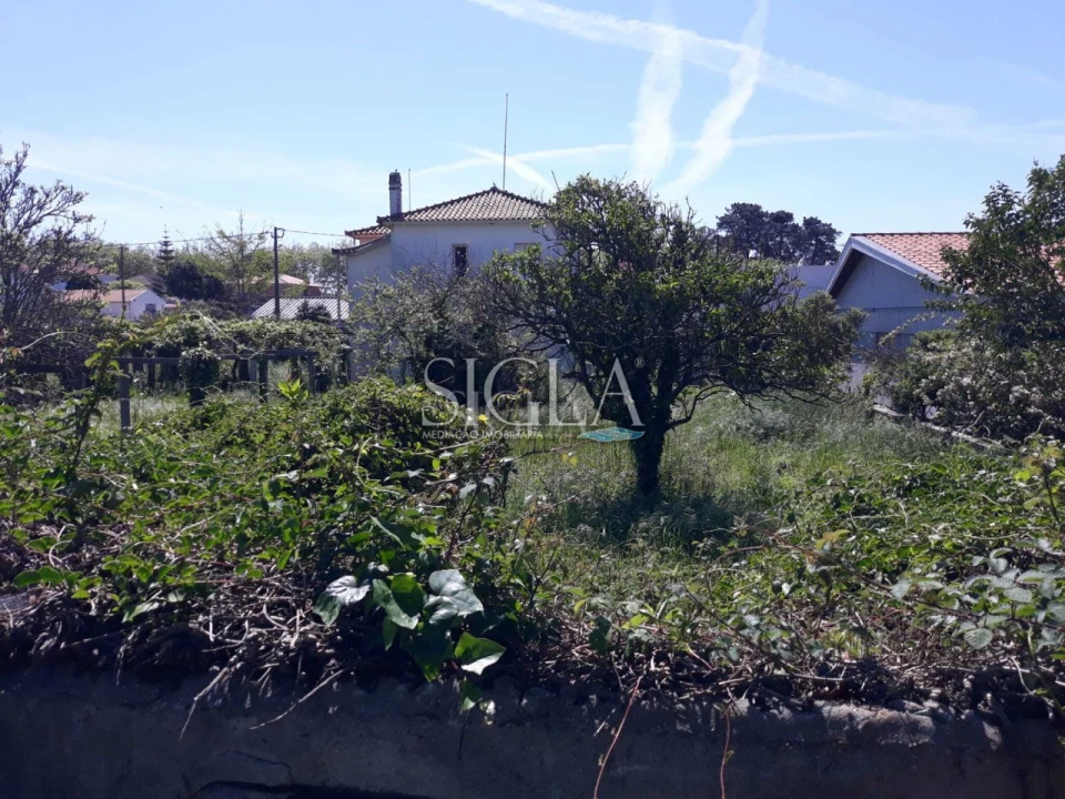 Terreno para Venda em Gulpilhares e Valadares Foto 1