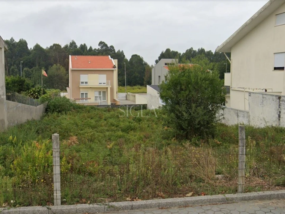 Terreno para Venda em Serzedo e Perosinho Foto 1