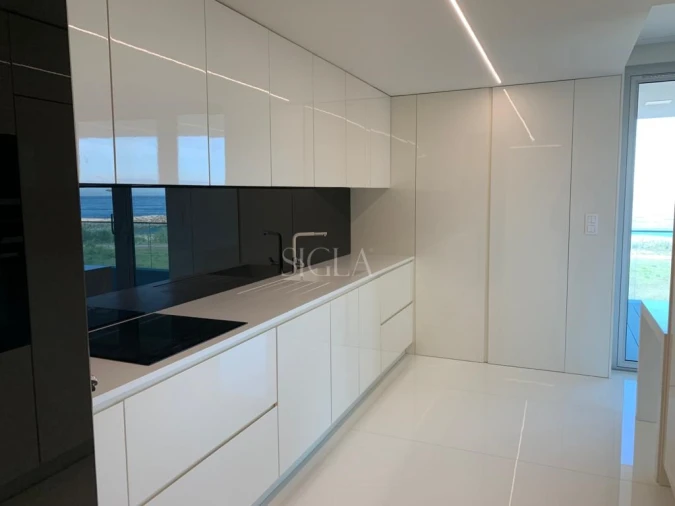 Apartamento T3 para Arrendamento em Canidelo Foto 9