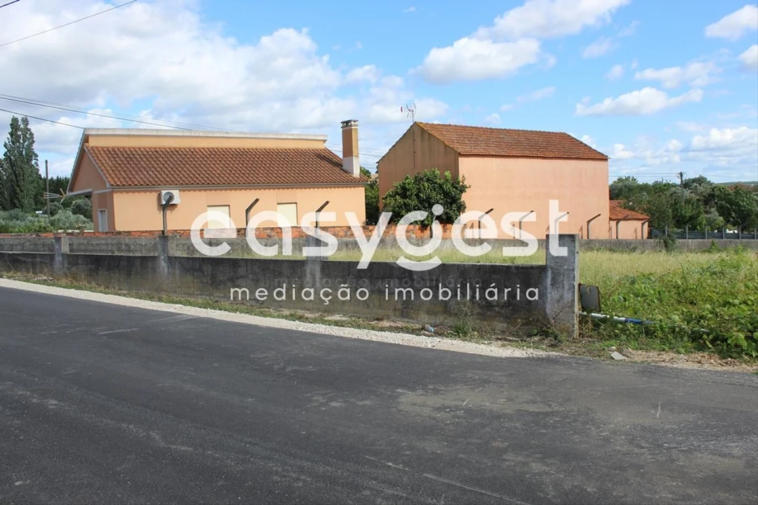 Terreno para Venda em São João Baptista e Santa Maria dos Olivais Foto 13