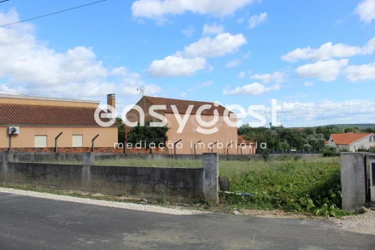 Terreno para Venda em São João Baptista e Santa Maria dos Olivais Foto 10