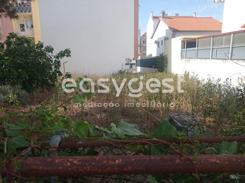 Terreno para Venda em Quinta do Conde Foto 3