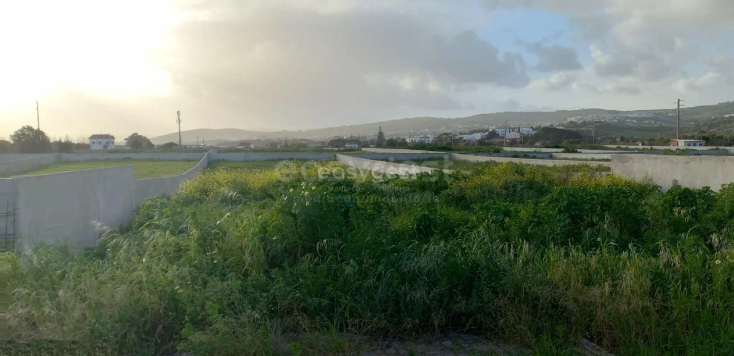Terreno para Venda em Santo Antão e São Julião do Tojal Foto 6