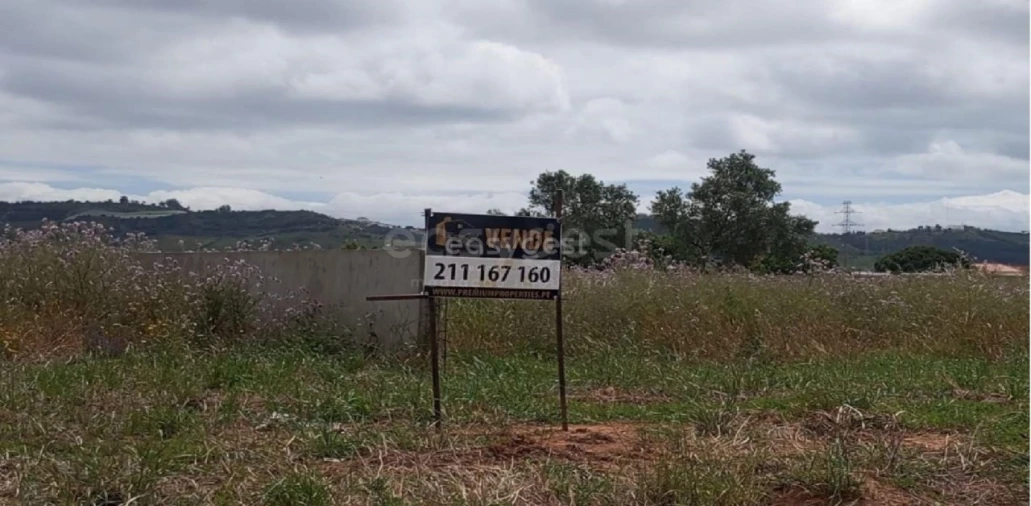Terreno para Venda em Santo Antão e São Julião do Tojal