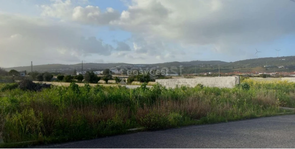 Terreno para Venda em Santo Antão e São Julião do Tojal Foto 8