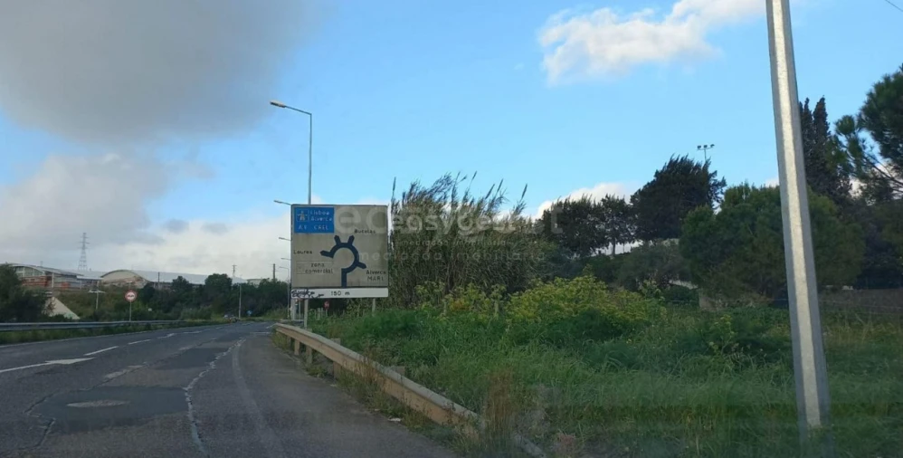 Terreno para Venda em Santo Antão e São Julião do Tojal Foto 16