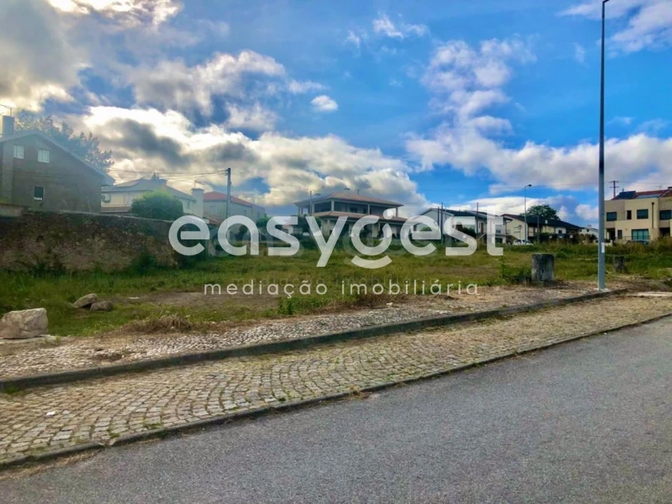 Terreno para Venda em São João de Lourosa Foto 8