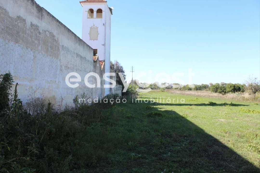 Terreno para Venda em Almeirim Foto 1