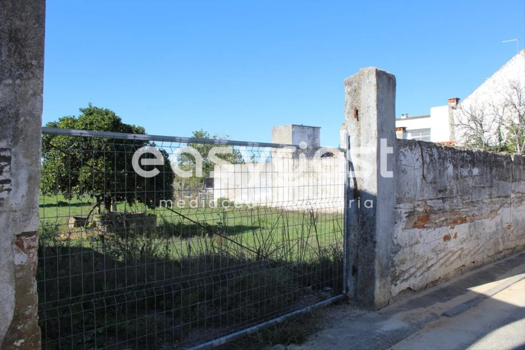 Terreno para Venda em Almeirim Foto 3