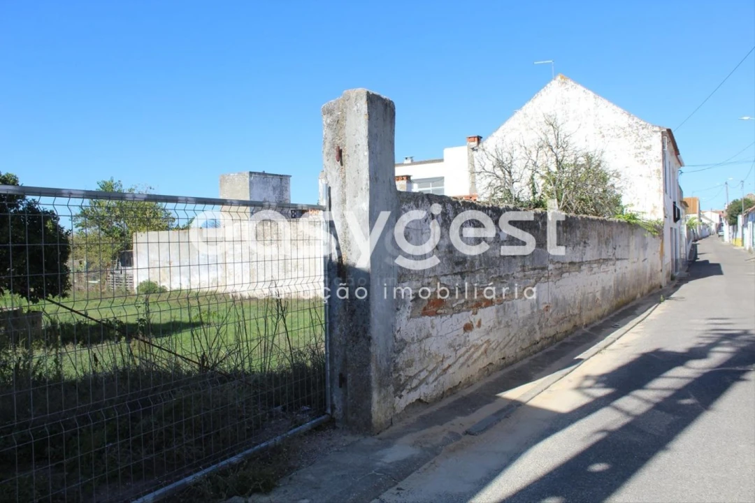 Terreno para Venda em Almeirim Foto 4