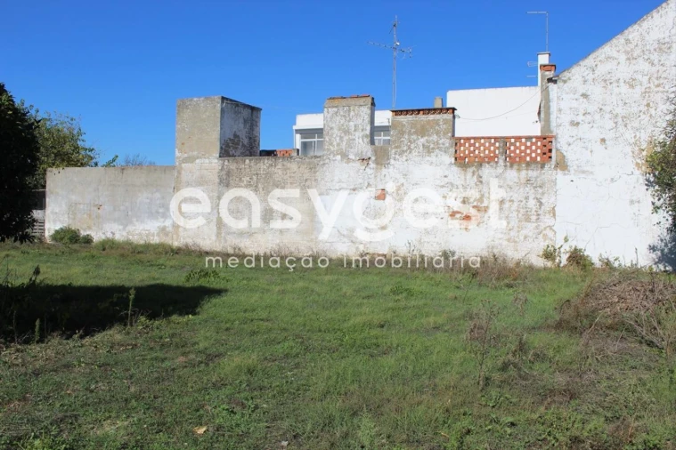 Terreno para Venda em Almeirim Foto 2