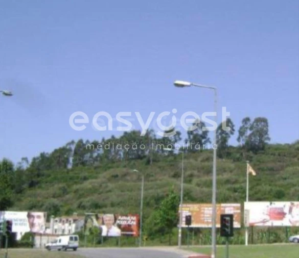 Terreno para Venda em Santo Antonio dos Olivais Foto 10