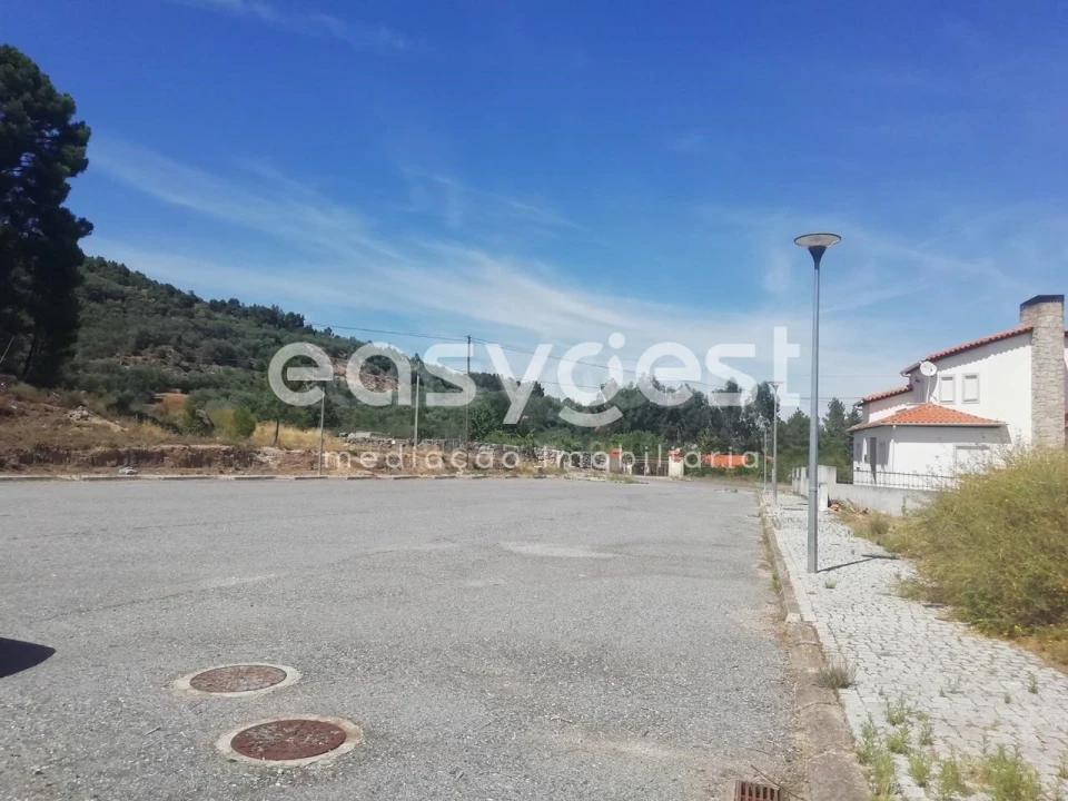 Terreno para Venda em Caria Foto 3