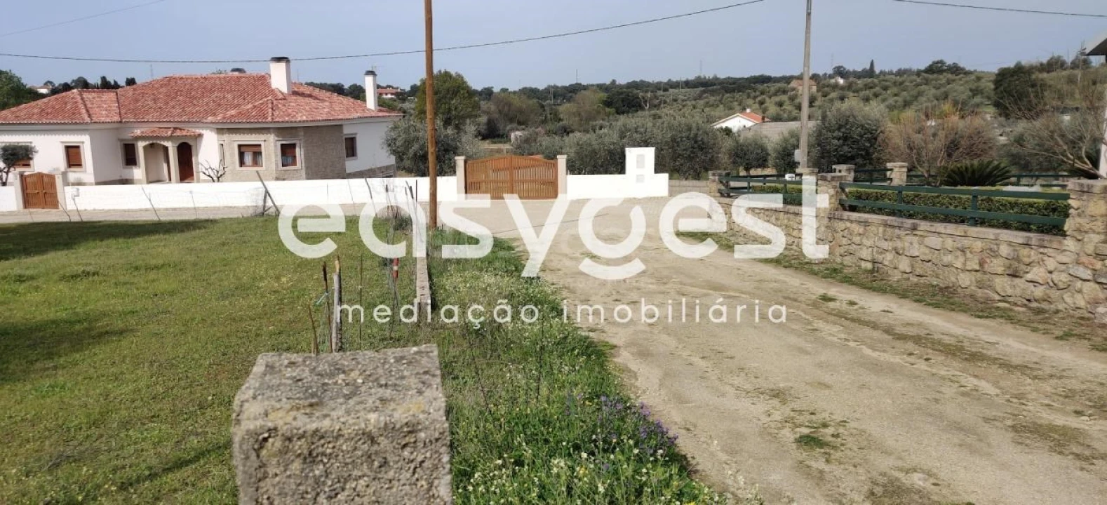 Terreno para Venda em Escalos de Cima e Lousa Foto 21