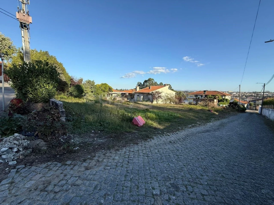 Terreno para Venda em Argoncilhe Foto 9