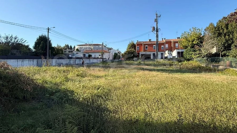 Terreno para Venda em Argoncilhe