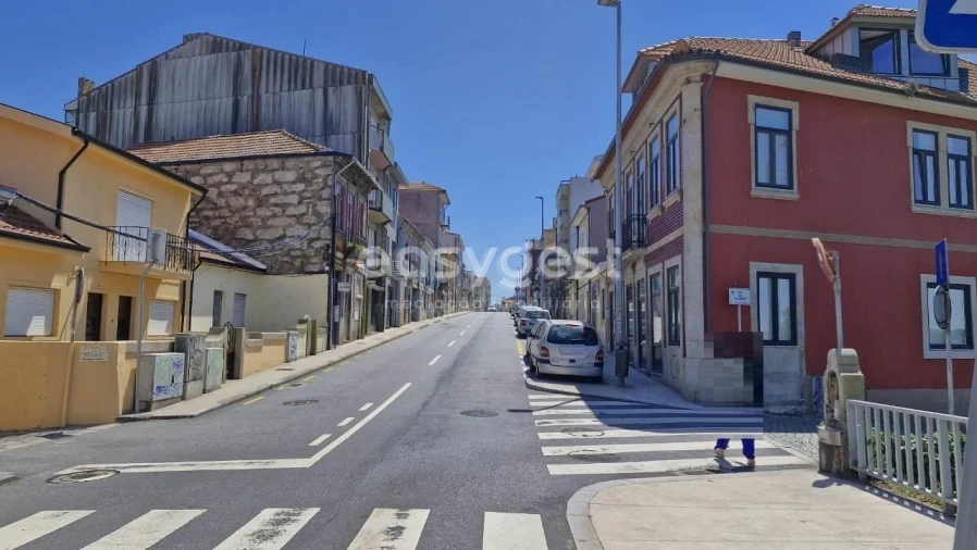 Terreno para Venda em São Mamede de Infesta e Senhora da Hora Foto 3