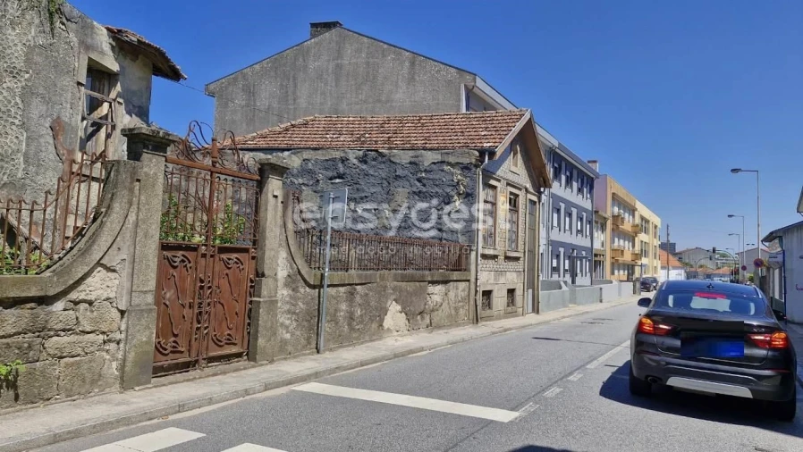 Terreno para Venda em São Mamede de Infesta e Senhora da Hora