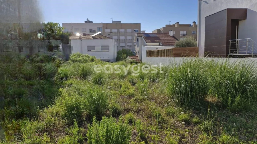 Terreno para Venda em São Mamede de Infesta e Senhora da Hora Foto 3
