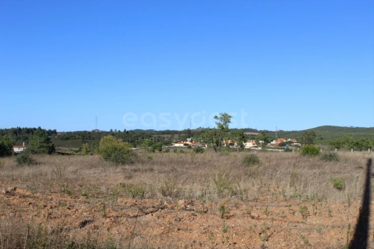 Terreno para Venda em São João Baptista e Santa Maria dos Olivais Foto 2