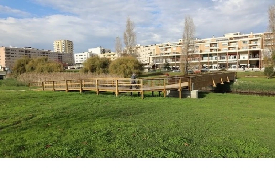 Terreno para Venda em Esgueira Foto 8