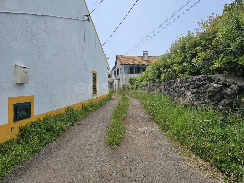 Terreno para Venda em Rabo de Peixe Foto 16