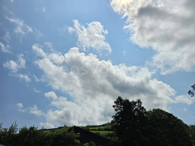 Terreno para Venda em Rabo de Peixe Foto 15