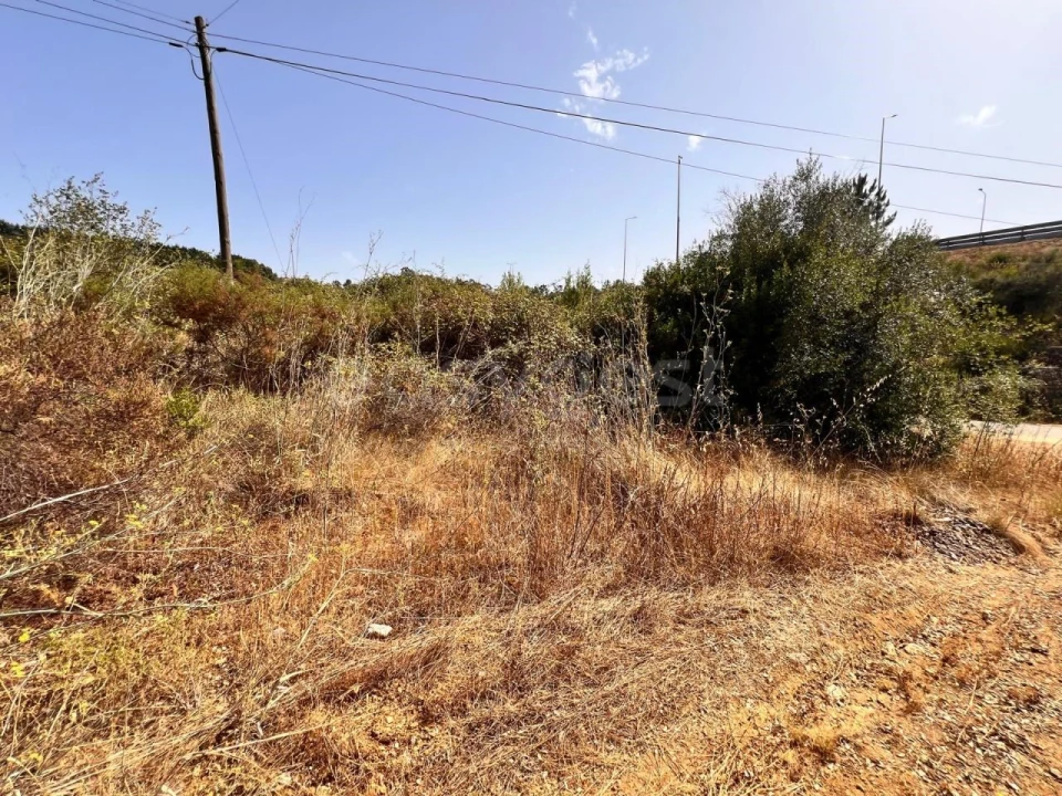 Terreno para Venda em Carregueiros Foto 13