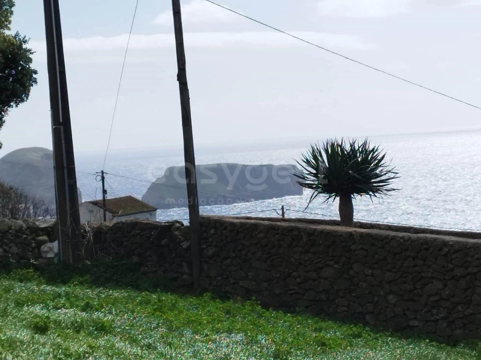 Terreno para Venda em Ribeirinha Foto 10