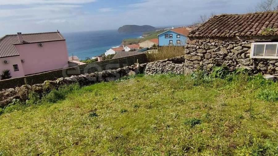 Terreno para Venda em Ribeirinha