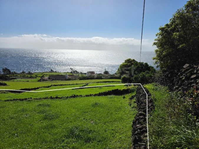 Terreno para Venda em Ribeiras Foto 4