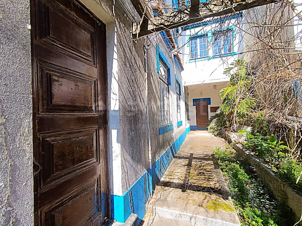 Moradia T10 para Venda em Mouriscas Foto 2