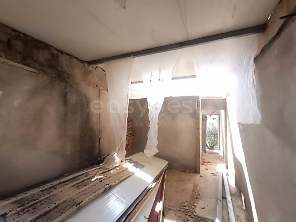 Moradia T3 para Venda em Torres Novas (Santa Maria, Salvador e Santiago) Foto 23