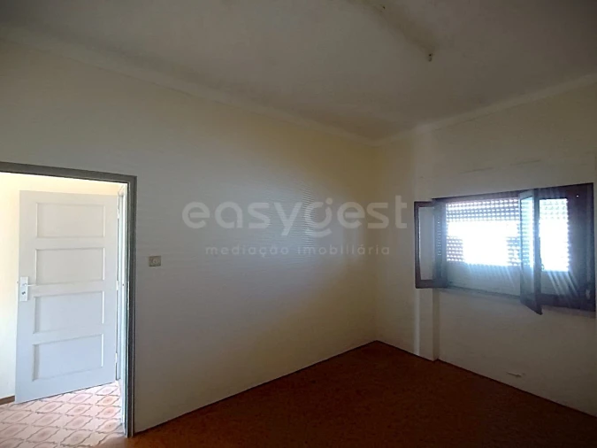 Moradia T3 para Venda em Torres Novas (Santa Maria, Salvador e Santiago) Foto 13