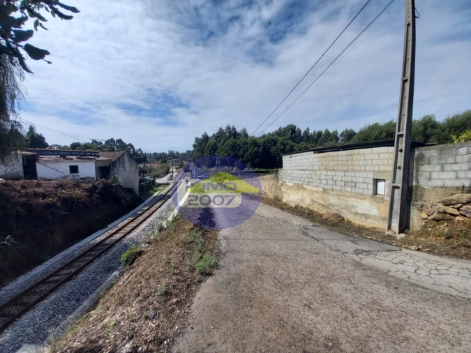 Terreno para Venda em São Paio de Oleiros Foto 10