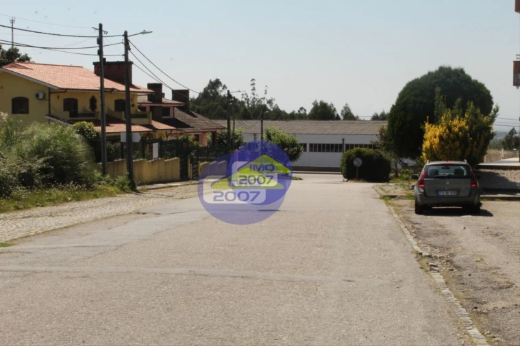 Terreno para Venda em Mozelos Foto 10