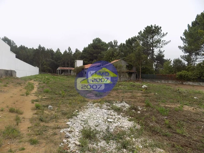 Terreno para Venda em Lourosa Foto 2