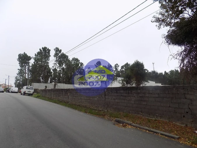 Terreno para Venda em Lourosa Foto 3