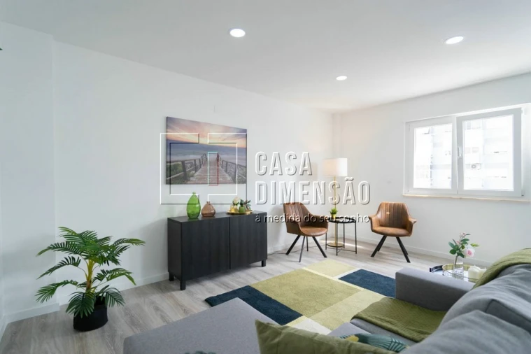 Apartamento T3 para Venda em Benfica Foto 5