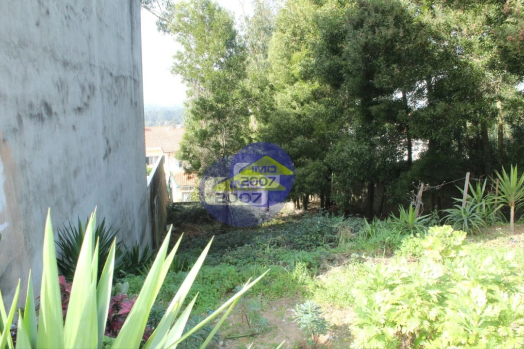 Terreno para Venda em Grijó e Sermonde Foto 1