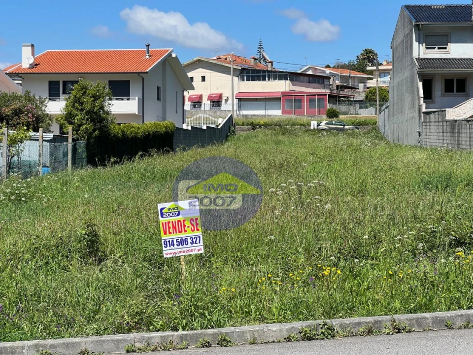 Terreno para Venda em Nogueira da Regedoura Foto 14