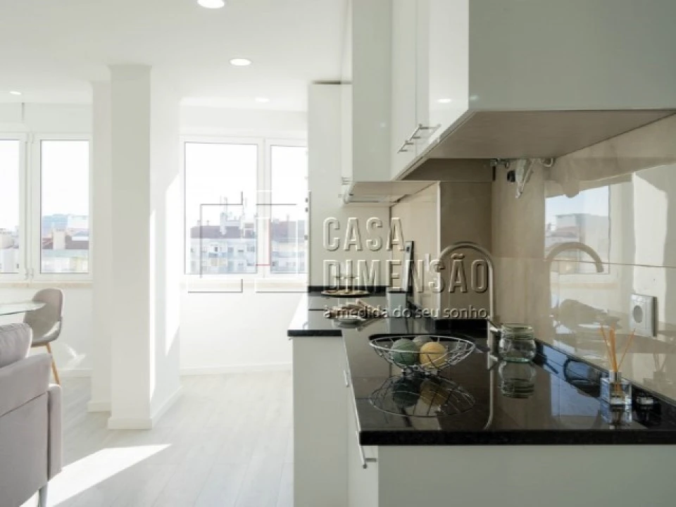 Apartamento T3 para Venda em Benfica Foto 11